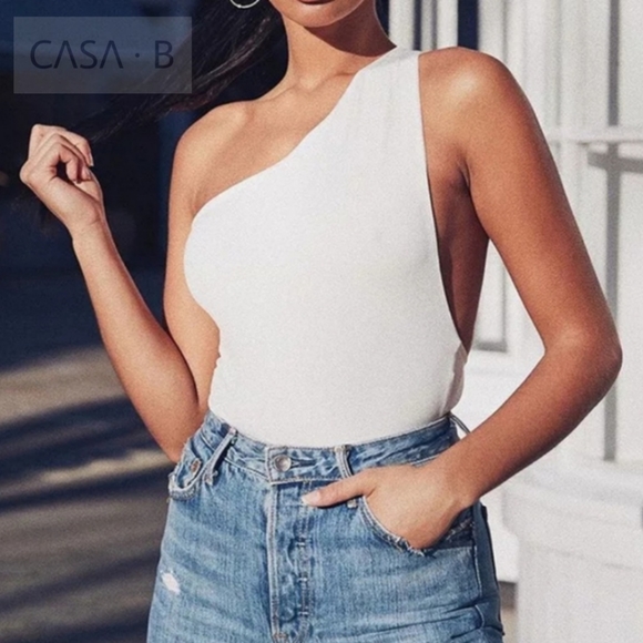 CASA B| Alexa Strap Back Bodysuit - Picture 3 of 12